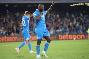 卢卡库：孔蒂没给我特殊待遇反而对我更严厉 我会永远感激他