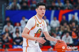 吉林男篮注册7名球员：丁皓然一年C类合同续约 栾利程C类还剩1年