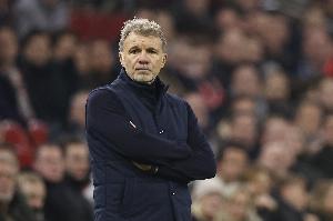 记者：都灵考虑解雇主帅巴罗尼，已开始接触其他教练