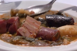 这是啥菜？恩里克：我喜欢吃妈妈做的“阿斯图里亚斯乱炖”