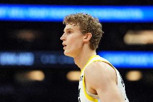 非卖品！队记：爵士内部人士明确表示 球队不会交易马尔卡宁