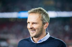 哈曼：反对提前续约凯恩 他回防太深会影响进球并且硬仗有待观察