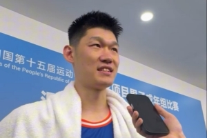 胡金秋：这个成绩知足了 这回很可惜 没拿到金牌 希望下次能圆梦