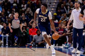 奎因谈弗拉格：我们高中就畅享在大学&NBA碰面 我们都在追逐梦想