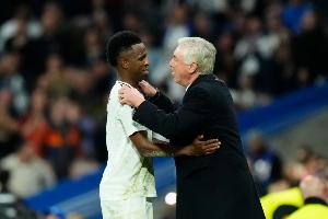 马卡：维尼修斯不满阿隆索的用人方式，他怀念安切洛蒂的温暖亲切