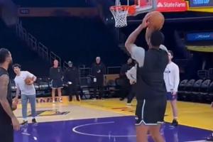 太久没回洛杉矶生疏了？浓眉赛前热身手感糟糕 连丢6记中投！