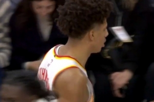 新鹰王！杰伦·约翰逊大空位三分再进 砍下生涯新高的41分！