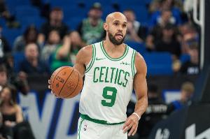 挑大梁！德里克·怀特三节21中12砍30分7板9助 得分已是赛季新高