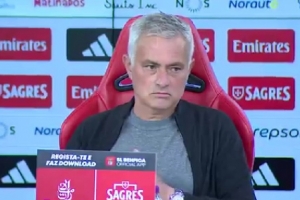 穆帅：比赛和评论是两回事，若我是评论员也会干得很好且更尊重人