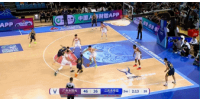 积极性拉满！王少杰拼抢前场篮板补篮得手 随后再度起飞大力补扣