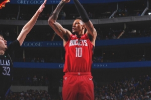 美网友谈火箭输给独行侠：他们是联盟最被高估球队 无申京无胜利