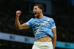 钢铁防线的传承！对比迪亚斯与孔帕尼爆杆，更喜欢谁的？