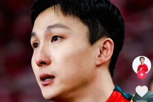 职业生涯画上句号！尹鸿博社媒：已给出满分热爱，该奔赴新赛场了