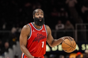 哈登的打法注定无法做小卡的二当家 或许把他送回火箭是最好选择