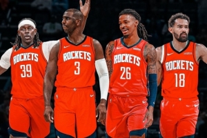 谁合适？美媒建议火箭控卫引援人选：霍勒迪/保罗/莫兰特/吹杨